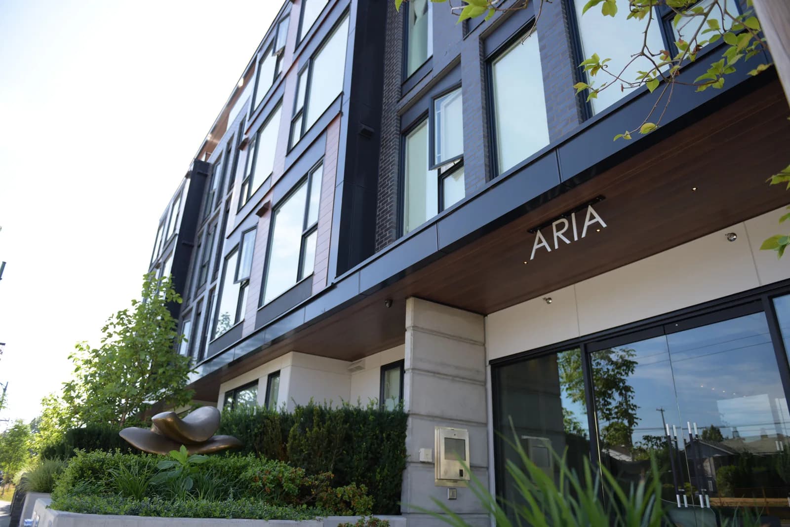 The Aria rental homes in Oakridge, Vancouver