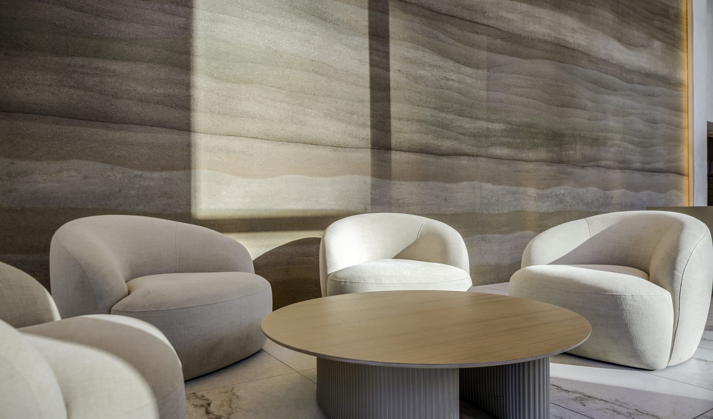 Artesia Lobby — a Qualex-Landmark community