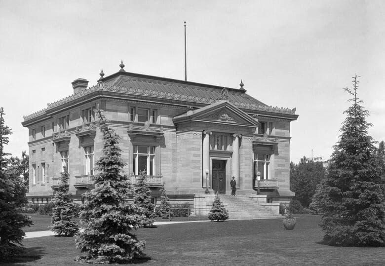 Central Memorial Park: How a ‘Woman with a Dream’ and Her Book-Loving Friends Gave Calgary a Library